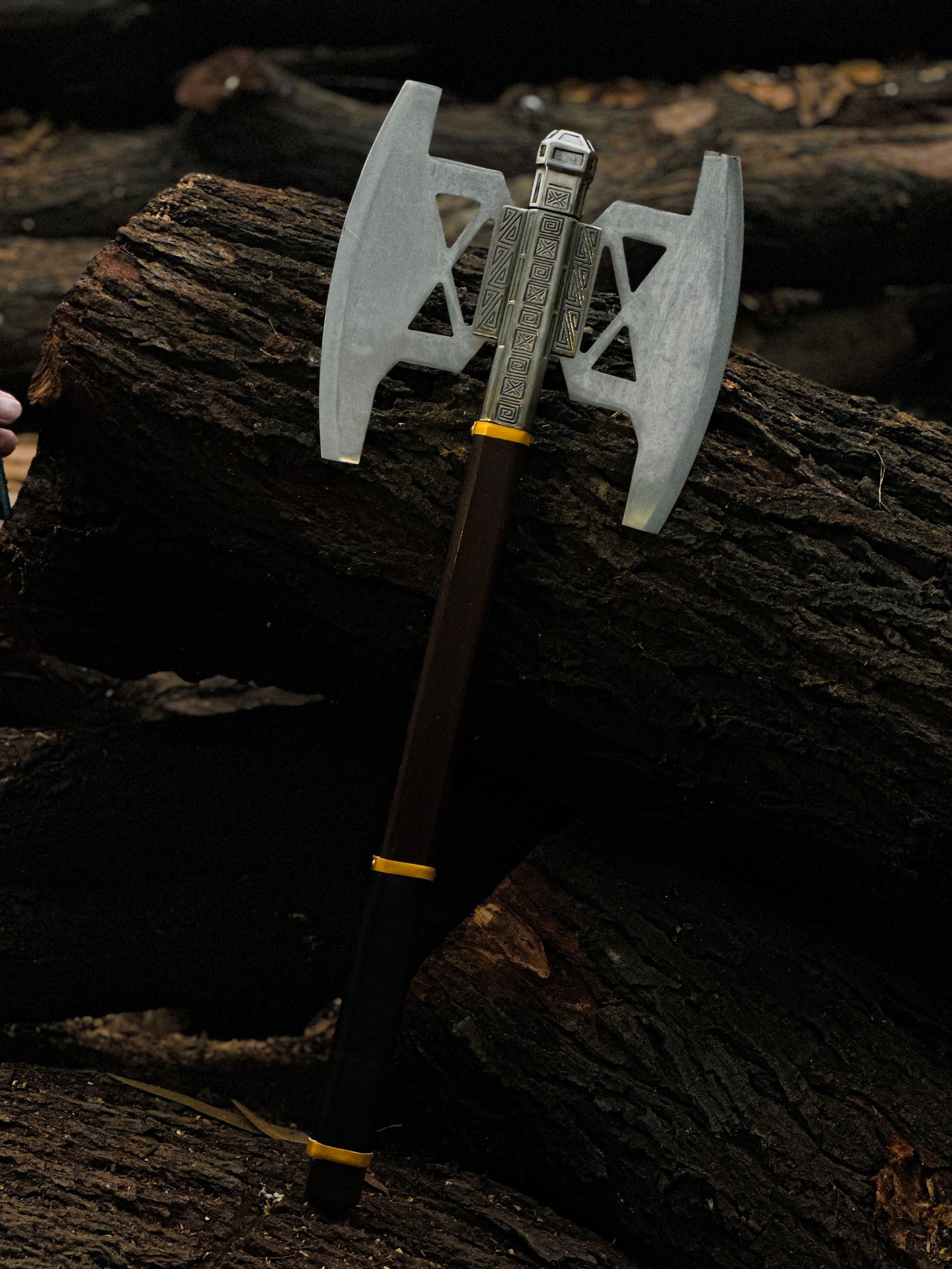 Gimli Battle Axe Replica – Handmade LOTR Dwarven Double-Headed Axe